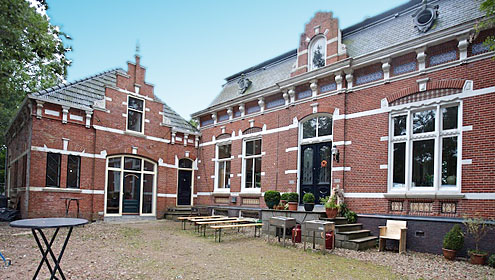 De Bed & Breakfast beschikt over een eigen ingang.